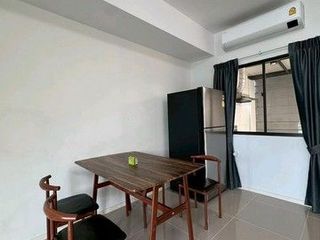 Casa en alquiler de 3 habitaciones en Bang Khen, Bangkok