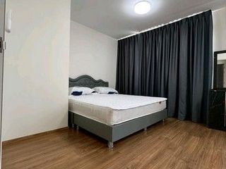 Casa en alquiler de 3 habitaciones en Bang Khen, Bangkok