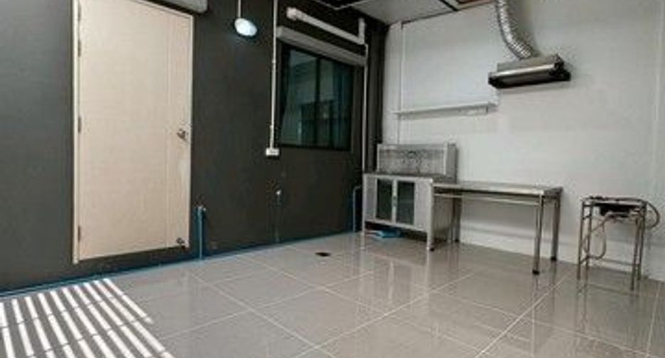 For rent 3 ベッドルーム house in Bang Khen, Bangkok