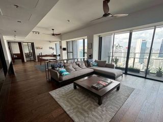 Condo en alquiler y en venta de 2 habitaciones en Sathon, Bangkok