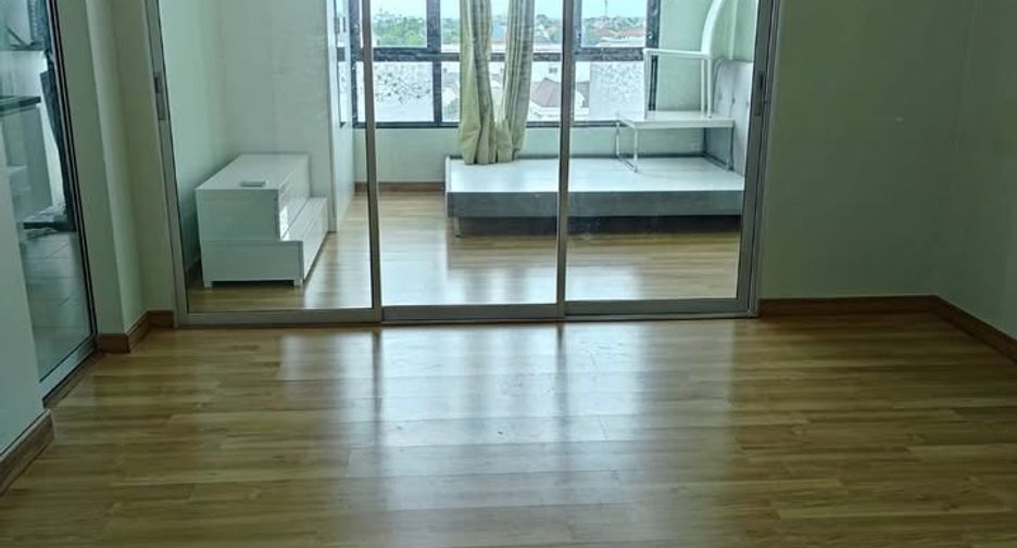 À vendre 1 chambre condo à Lat Phrao, Bangkok