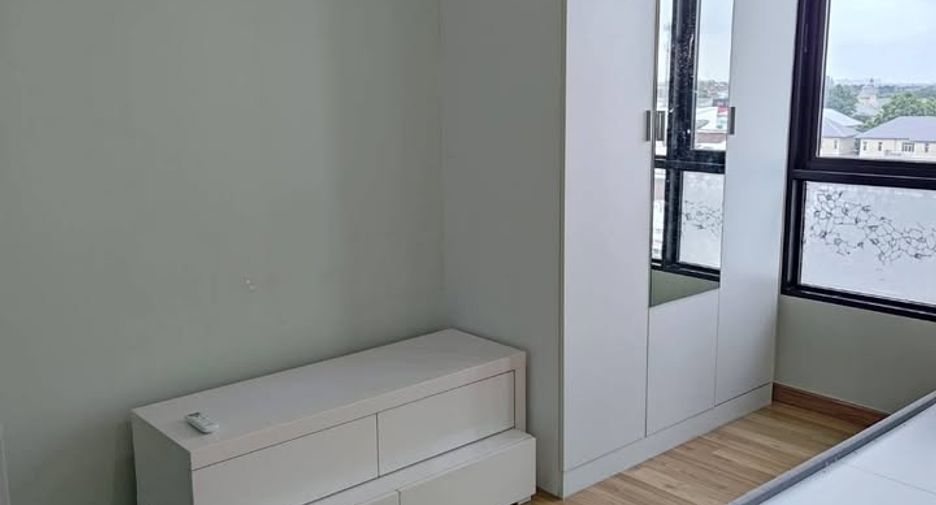 À vendre 1 chambre condo à Lat Phrao, Bangkok