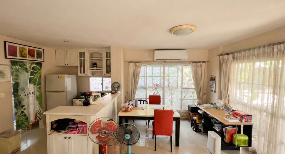 For sale 3 bedrooms house in Min Buri, Bangkok