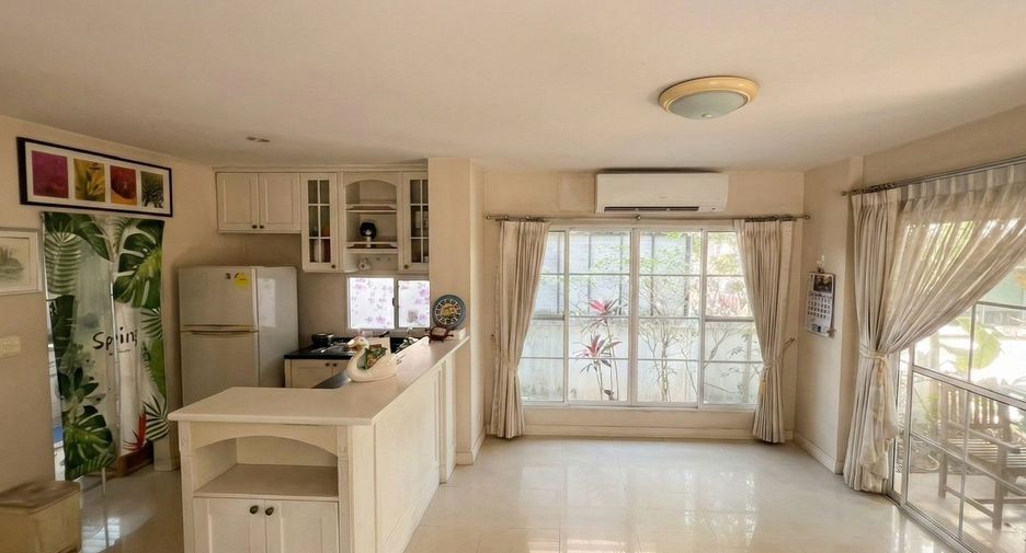 For sale 3 bedrooms house in Min Buri, Bangkok