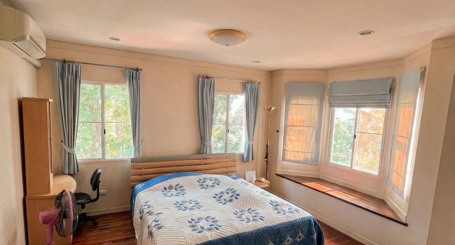 For sale 3 bedrooms house in Min Buri, Bangkok