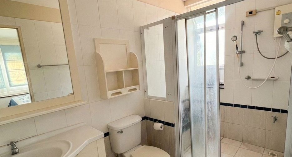 For sale 3 bedrooms house in Min Buri, Bangkok