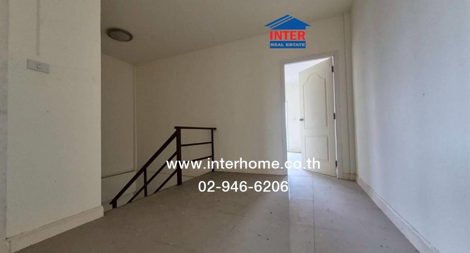 For sale 8 bedrooms retail Space in Bang Pa-in, Phra Nakhon Si Ayutthaya