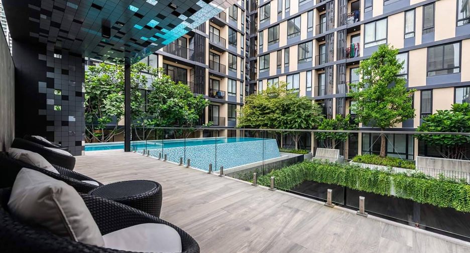 For sale 2 bedrooms condo in Chatuchak, Bangkok