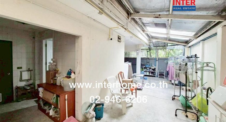 出售 3 卧室 办公室 在 Pak Kret, Nonthaburi