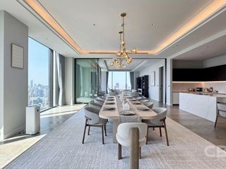 Condo en alquiler y en venta de 3 habitaciones en Sathon, Bangkok