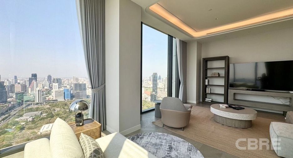 For rent そして for sale 3 ベッドルーム condo in Sathon, Bangkok
