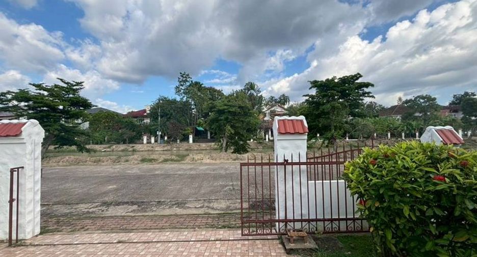 出售 4 卧室 独立屋 在 Mueang Chiang Mai, Chiang Mai