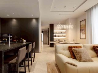 For sale 3 bedrooms condo in Khlong Toei, Bangkok