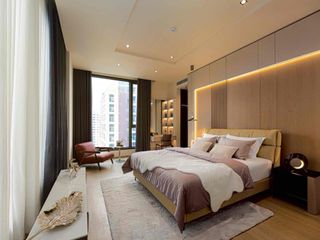For sale 3 bedrooms condo in Khlong Toei, Bangkok