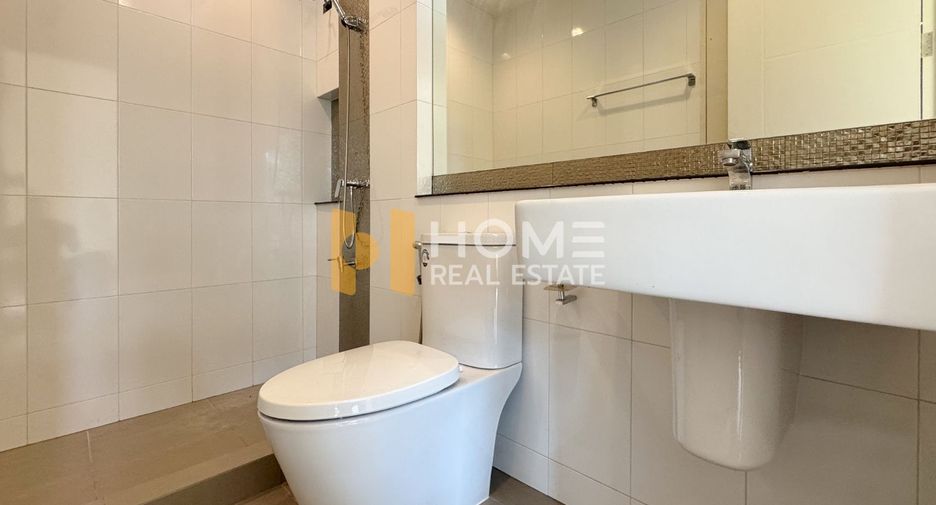 For sale 3 ベッドルーム townhouse in Prawet, Bangkok