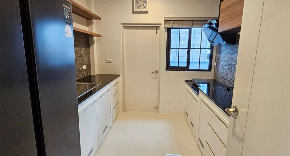 出租 和 出售 4 卧室 独立屋 在 Bang Phli, Samut Prakan