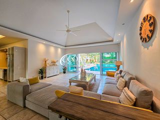 For rent and for sale 6 bedrooms house in Bang Lamung, Chonburi