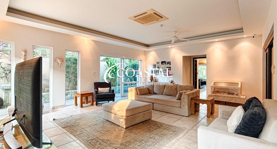 Haus zur Miete und zum Kauf mit 6 Zimmer in Bang Lamung, Chonburi