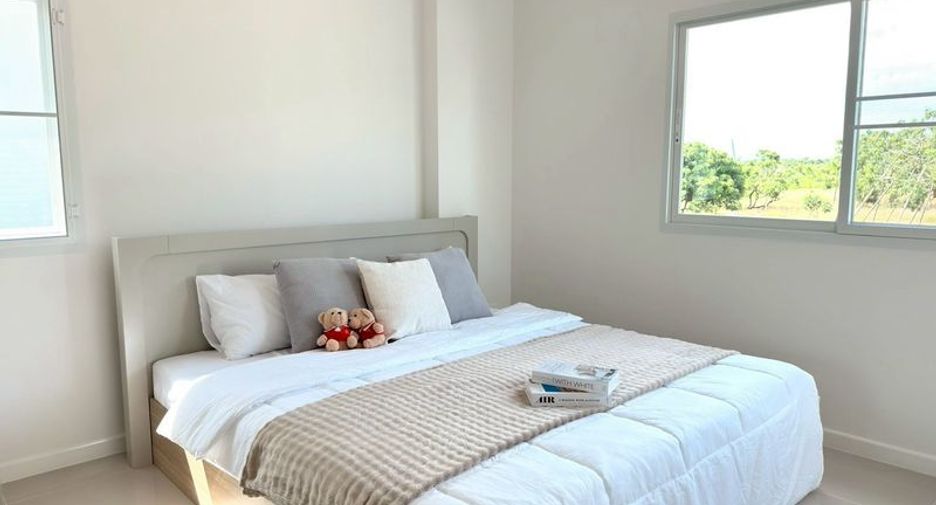 For sale 3 bedrooms house in Mueang Lamphun, Lamphun