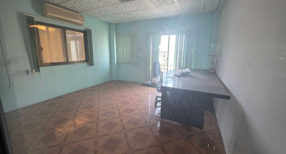 For sale 6 bedrooms retail Space in Sai Mai, Bangkok