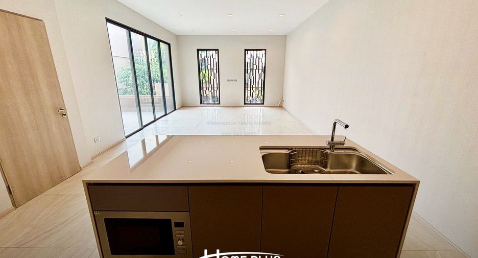 À vendre 4 chambres maison à Saphan Sung, Bangkok