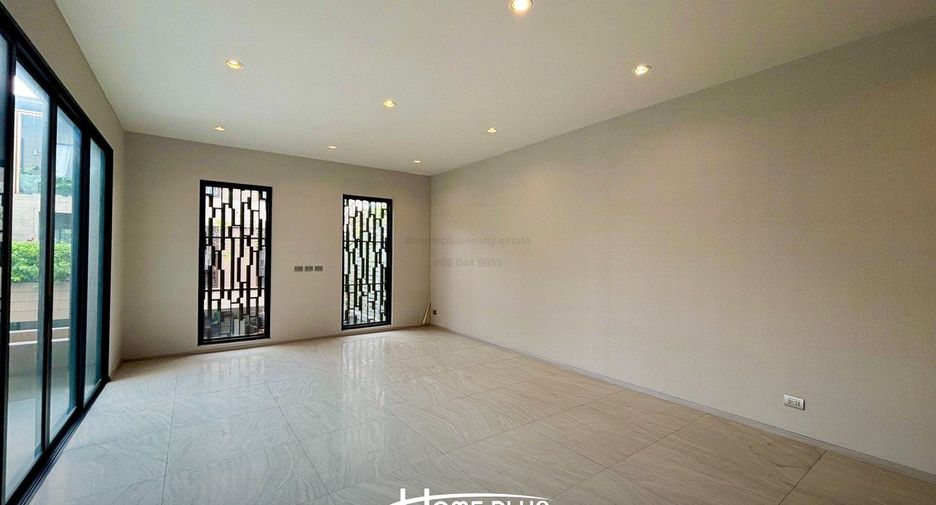 À vendre 4 chambres maison à Saphan Sung, Bangkok