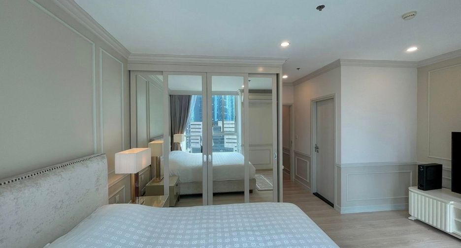 For sale 2 ベッドルーム condo in Huai Khwang, Bangkok