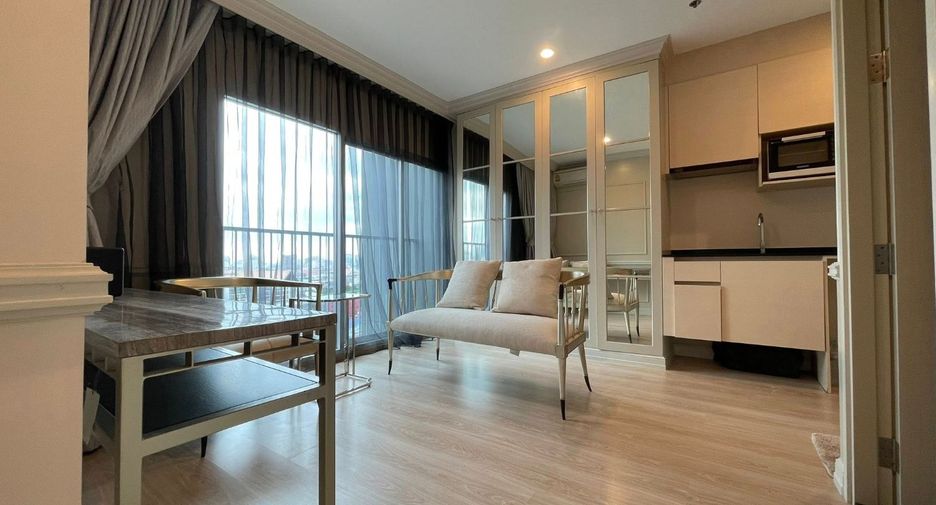 For sale 2 ベッドルーム condo in Huai Khwang, Bangkok