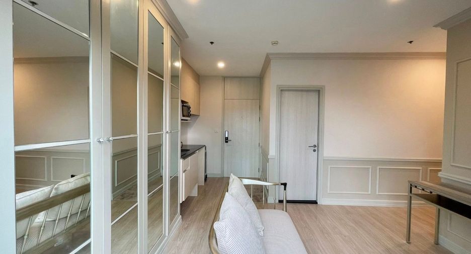 For sale 2 ベッドルーム condo in Huai Khwang, Bangkok