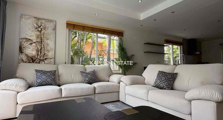 For rent 3 bedrooms villa in Bang Lamung, Chonburi