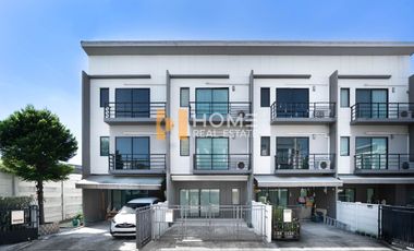 For sale 3 ベッドルーム townhouse in Bang Kruai, Nonthaburi