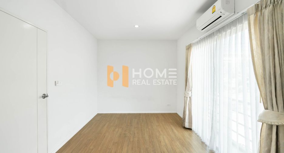 For sale 3 ベッドルーム townhouse in Bang Kruai, Nonthaburi