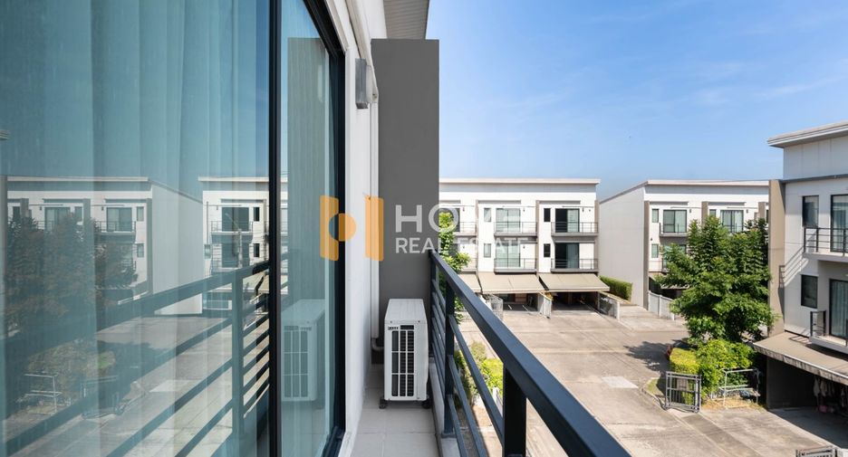 For sale 3 ベッドルーム townhouse in Bang Kruai, Nonthaburi