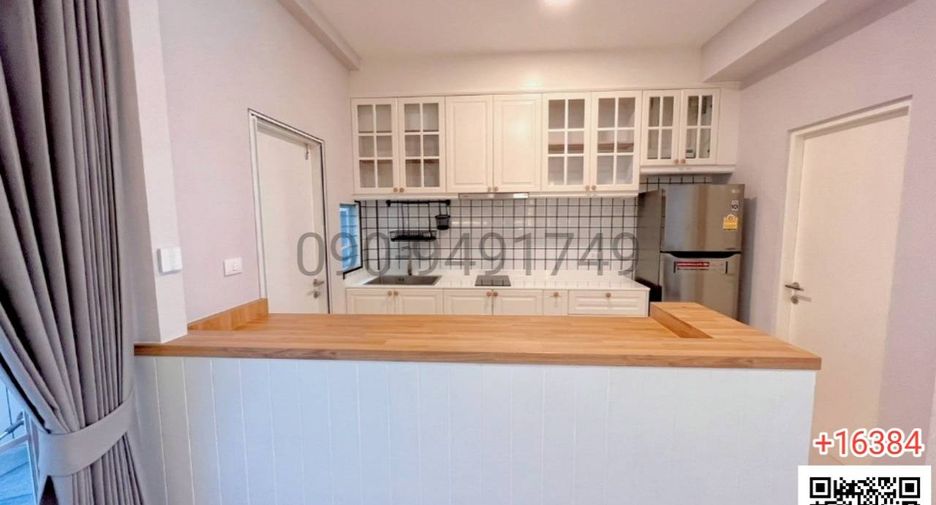 For rent 3 bedrooms townhouse in Prawet, Bangkok