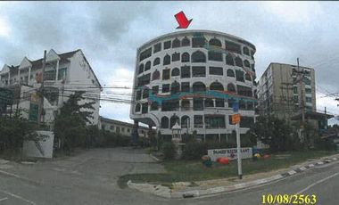 For sale 1 bed condo in Khlong Sam Wa, Bangkok