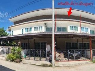 For sale 1 bed townhouse in Kaeng Krachan, Phetchaburi