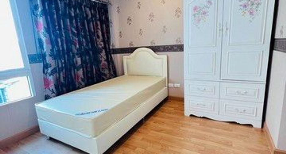 Аренда 3 спальни дом в Банг Кхен, Бангкок