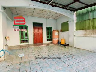 出售 4 卧室 联排别墅 在 Pak Kret, Nonthaburi