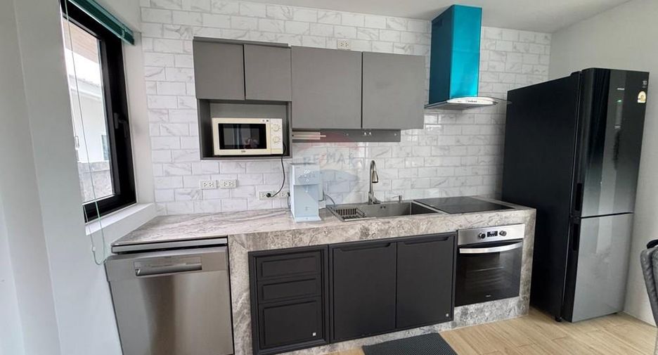 For rent 4 bedrooms house in Ko Samui, Surat Thani