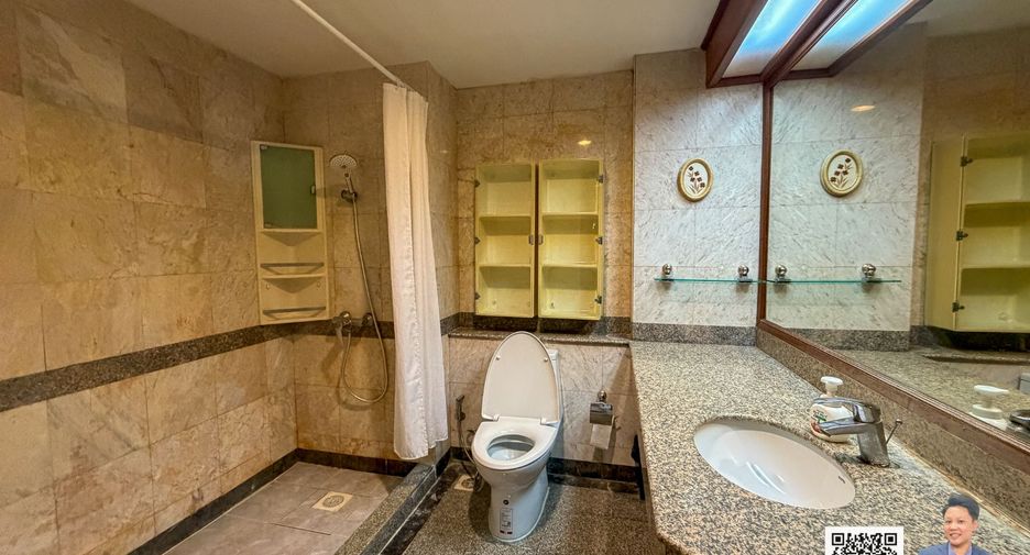 ขาย 2 ห้องนอน คอนโด ใน วัฒนา, กรุงเทพฯ