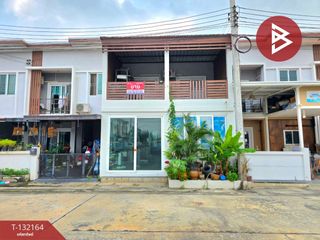 For sale 4 bedrooms townhouse in Mueang Nakhon Pathom, Nakhon Pathom