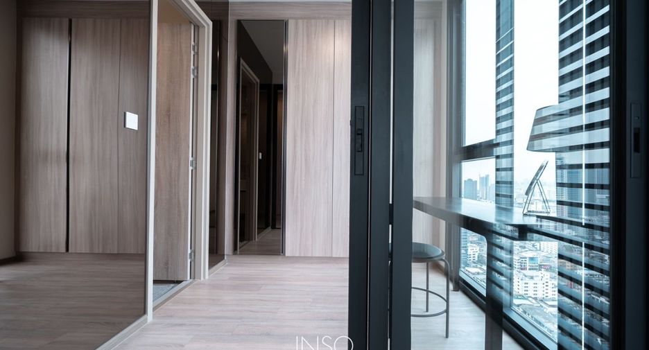 For rent and for sale 2 bedrooms condo in Ratchathewi, Bangkok