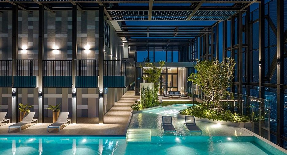 For rent and for sale 2 bedrooms condo in Ratchathewi, Bangkok
