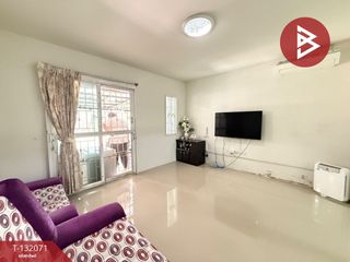 Reihenhaus zum Kauf mit 2 Zimmer in Si Racha, Chonburi
