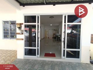 出售 2 卧室 联排别墅 在 Ban Chang, Rayong