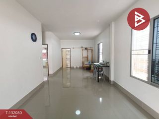 出售 2 卧室 联排别墅 在 Ban Chang, Rayong