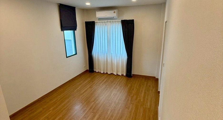 Casa en alquiler de 4 habitaciones en Don Mueang, Bangkok
