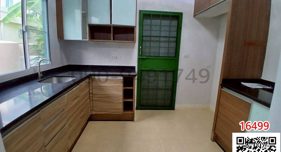 出租 3 卧室 独立屋 在 Nong Chok, 曼谷