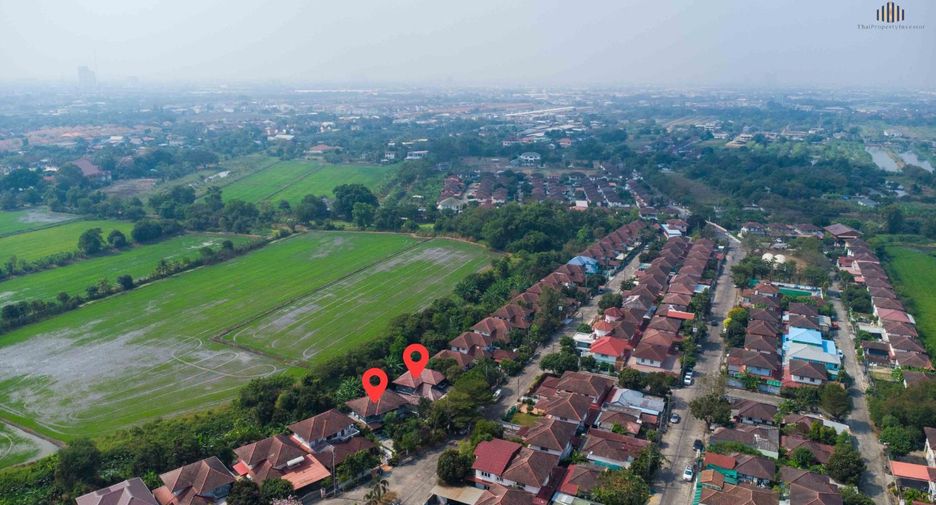 For sale 3 bedrooms house in Khlong Sam Wa, Bangkok