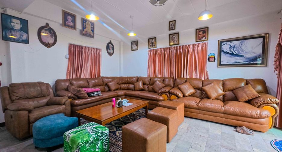 For sale 3 bedrooms house in Khlong Sam Wa, Bangkok